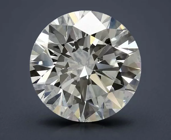5.07 Carat · I · VS2 Rare Carat Ideal Cut