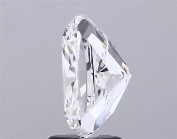 2.87 Carat · F · VS1 Rare Carat Ideal Cut
