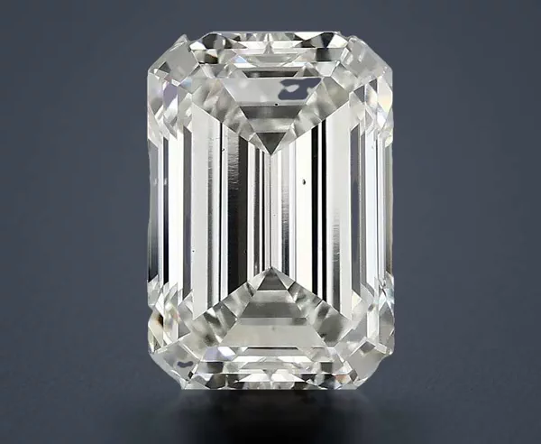 3.05 Carat · G · VS2 Rare Carat Ideal Cut