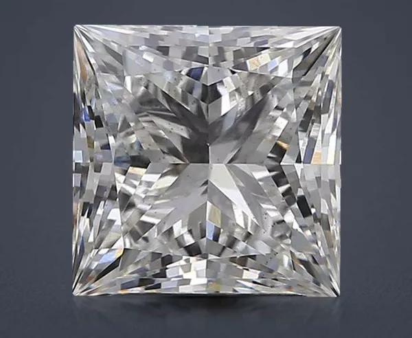 2.2 Carat · F · VS2 Rare Carat Ideal Cut