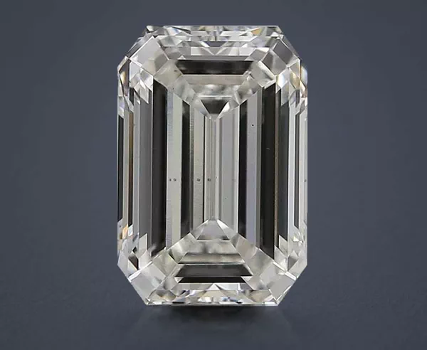 2.3 Carat · F · VS2 Rare Carat Ideal Cut