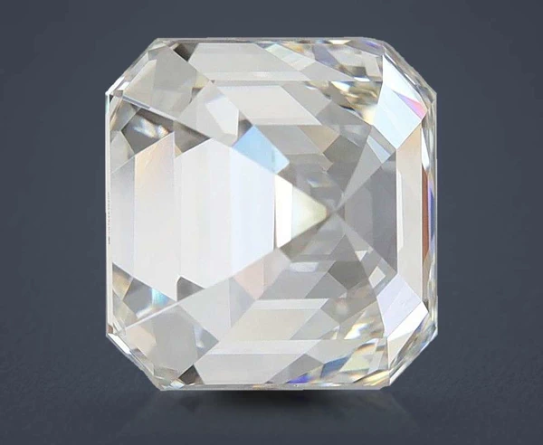 3.04 Carat · G · VVS2 excellent Cut