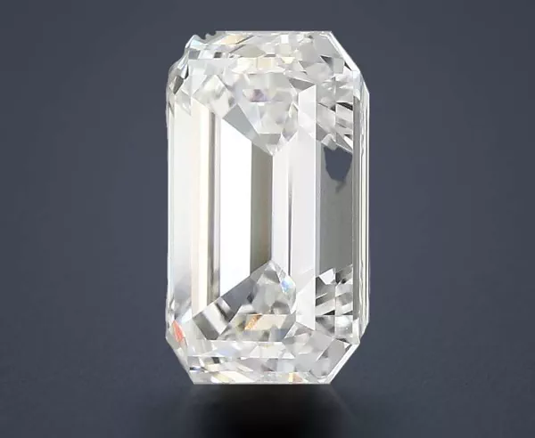 2.18 Carat · E · VVS2 Rare Carat Ideal Cut