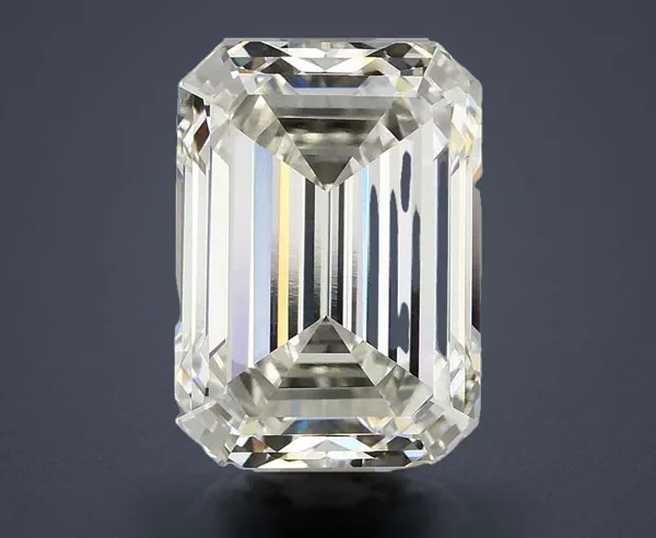 4.02 Carat · H · VVS2 Rare Carat Ideal Cut