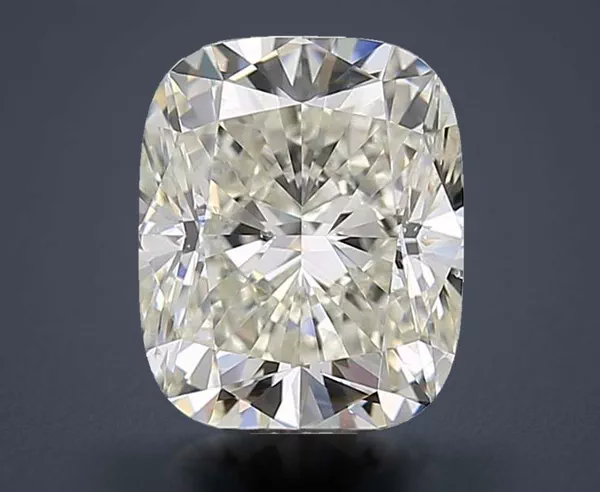 2.2 Carat · K · SI1 Rare Carat Ideal Cut