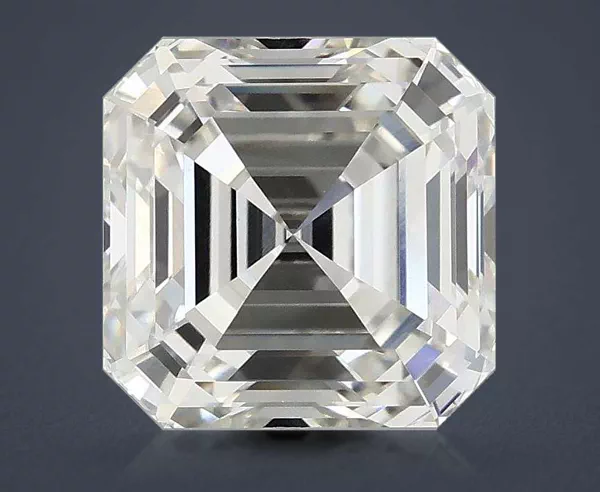 2.1 Carat · G · VVS2 Rare Carat Ideal Cut