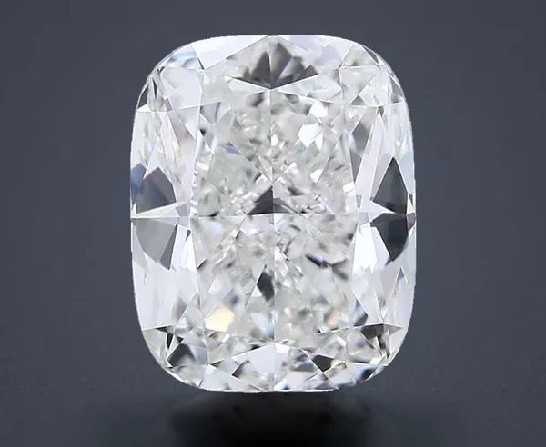 3.47 Carat · G · VVS2 Rare Carat Ideal Cut