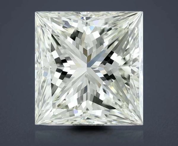 2.96 Carat · J · VVS2 excellent Cut