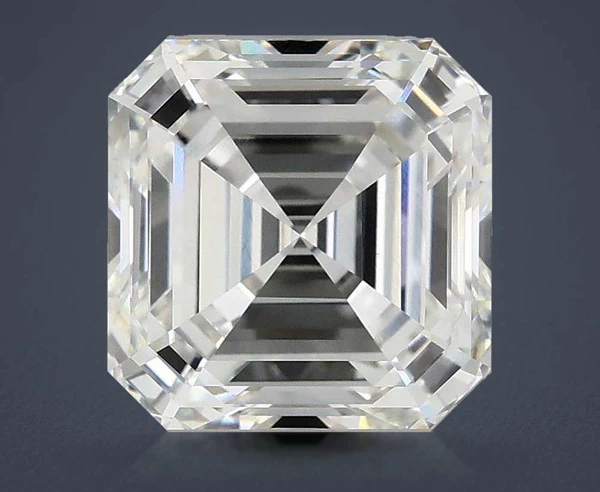 4.04 Carat · G · VVS2 Rare Carat Ideal Cut
