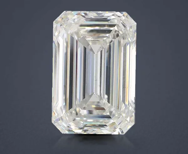 20.82 Carat · F · VS2 Rare Carat Ideal Cut