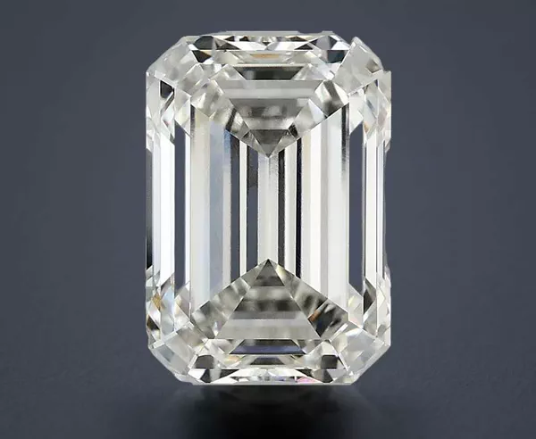 4.04 Carat · G · VVS2 Rare Carat Ideal Cut