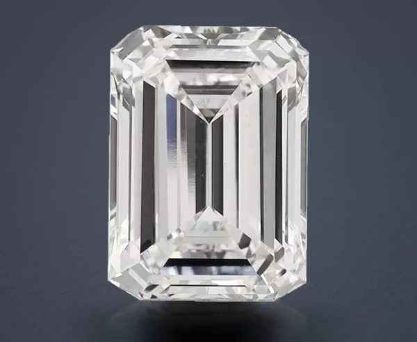 3.29 Carat · E · VS2 Rare Carat Ideal Cut