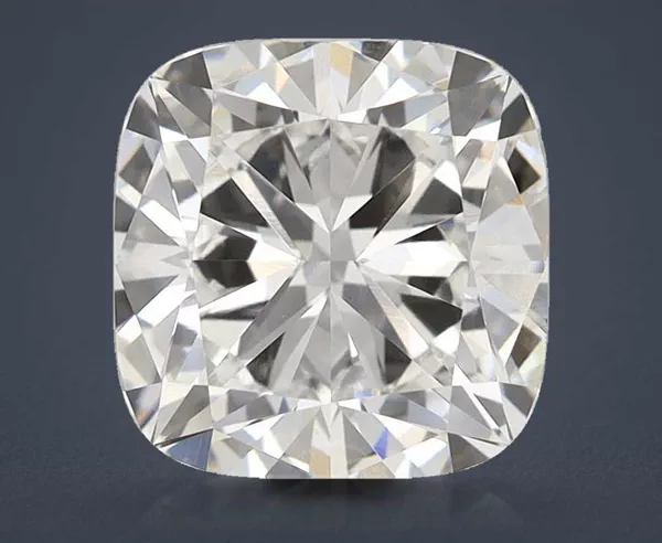 3.01 Carat · E · VS1 Rare Carat Ideal Cut