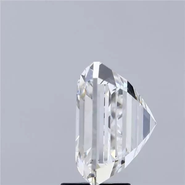 7.03 Carat · G · VS2 Rare Carat Ideal Cut