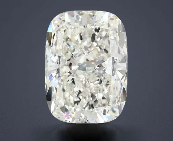 4.02 Carat · G · VS1 Rare Carat Ideal Cut