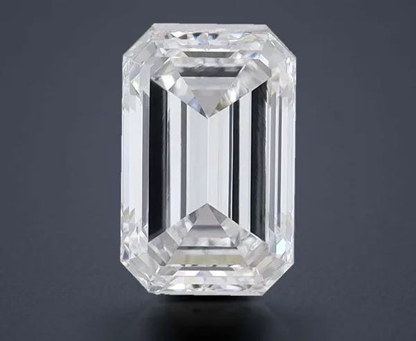 0.77 Carat · E · VVS2 very good Cut