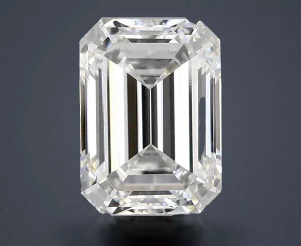 3.35 Carat · E · VS1 Rare Carat Ideal Cut