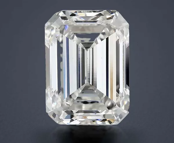 2.47 Carat · E · VS1 Rare Carat Ideal Cut
