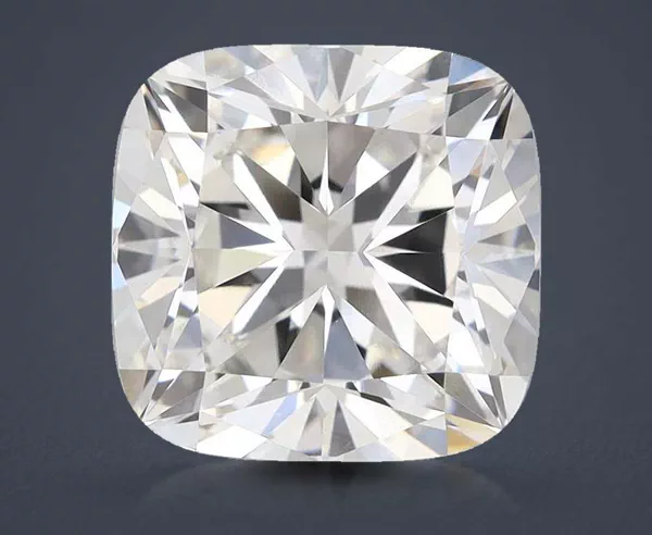 4.7 Carat · G · VVS2 Rare Carat Ideal Cut