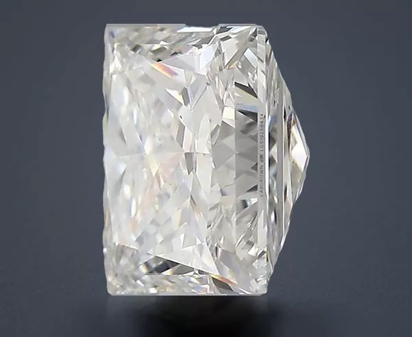 2.52 Carat · G · VS2 Rare Carat Ideal Cut