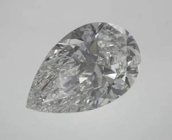 4.59 Carat · H · VS1 Rare Carat Ideal Cut
