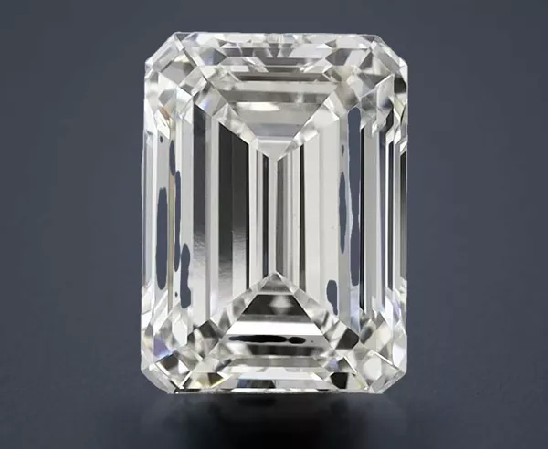 2.1 Carat · H · VVS2 Rare Carat Ideal Cut