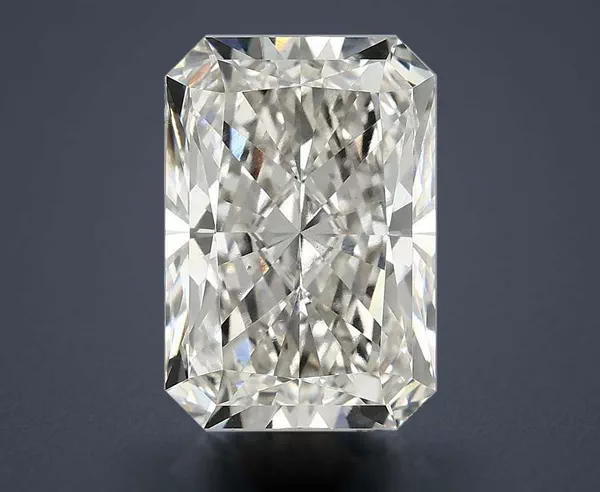 5.04 Carat · H · VS1 Rare Carat Ideal Cut