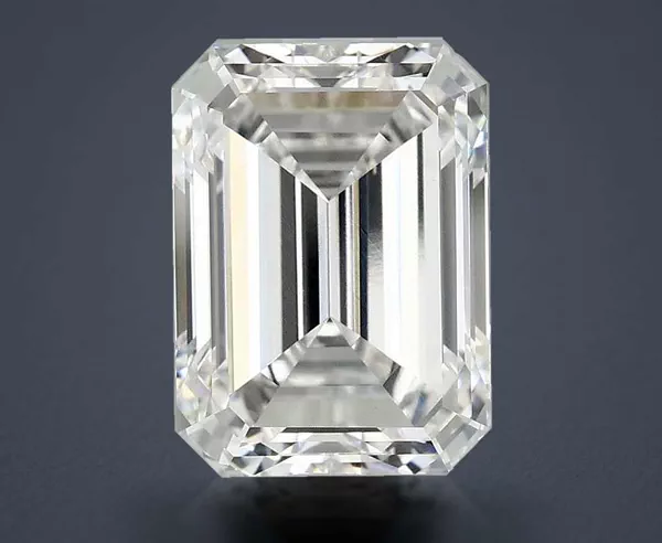 4.01 Carat · F · VS1 Rare Carat Ideal Cut
