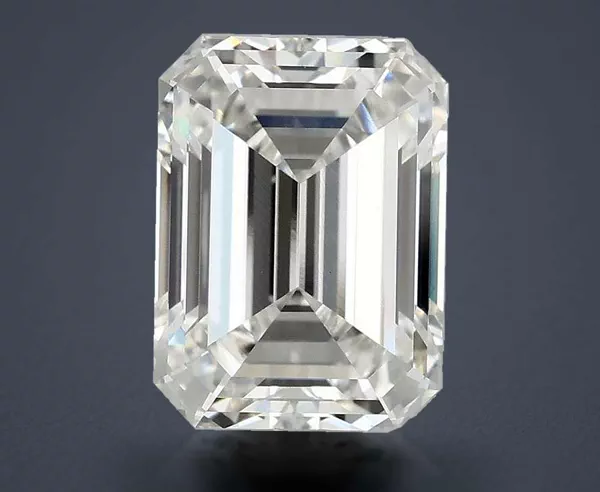 4.05 Carat · F · VVS2 Rare Carat Ideal Cut