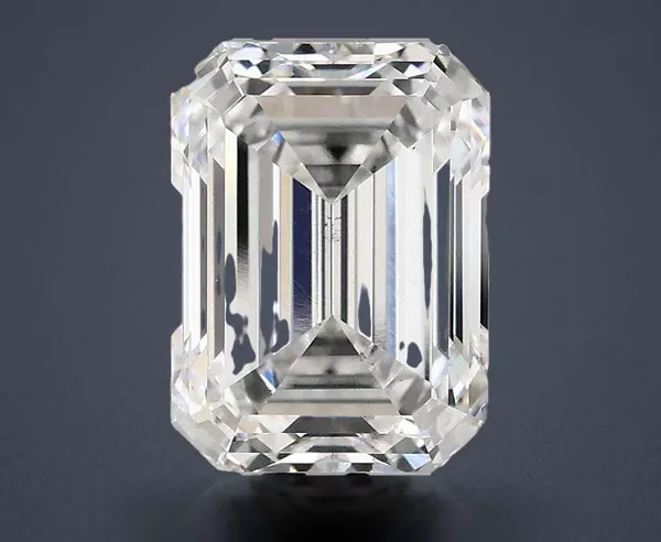 4.01 Carat · E · VS2 Rare Carat Ideal Cut
