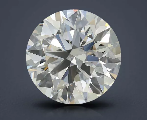 3.58 Carat · G · VVS2 Rare Carat Ideal Cut