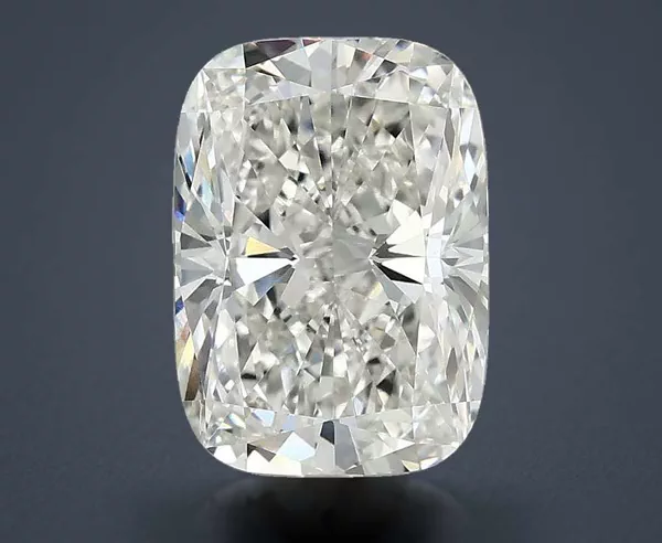 2.94 Carat · F · VVS2 Rare Carat Ideal Cut