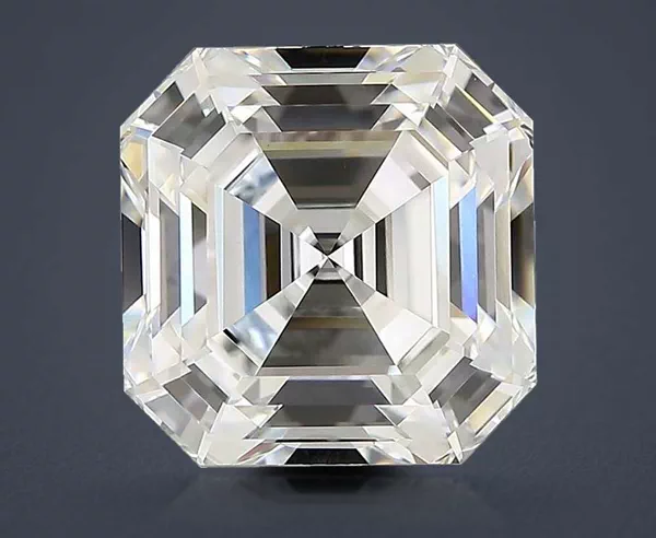 4.01 Carat · E · VVS2 Rare Carat Ideal Cut