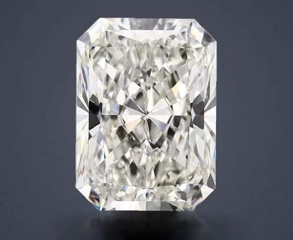3.57 Carat · G · VS2 Rare Carat Ideal Cut