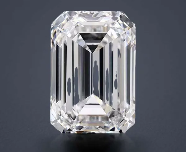 2.81 Carat · D · VS1 Rare Carat Ideal Cut
