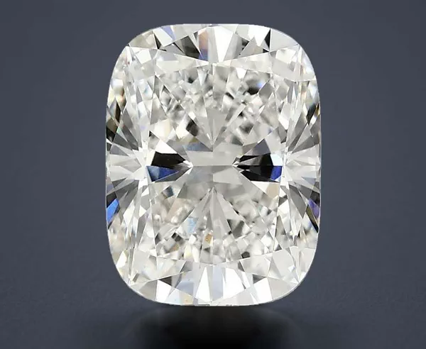 3.68 Carat · G · VVS2 Rare Carat Ideal Cut