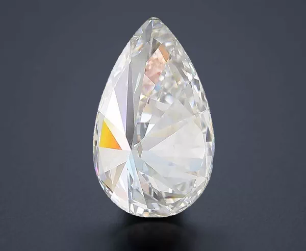 4.21 Carat · G · VS1 Rare Carat Ideal Cut