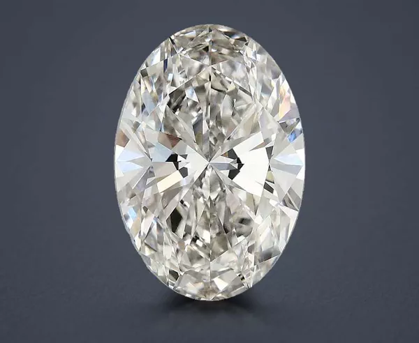 4.9 Carat · G · VS1 Rare Carat Ideal Cut