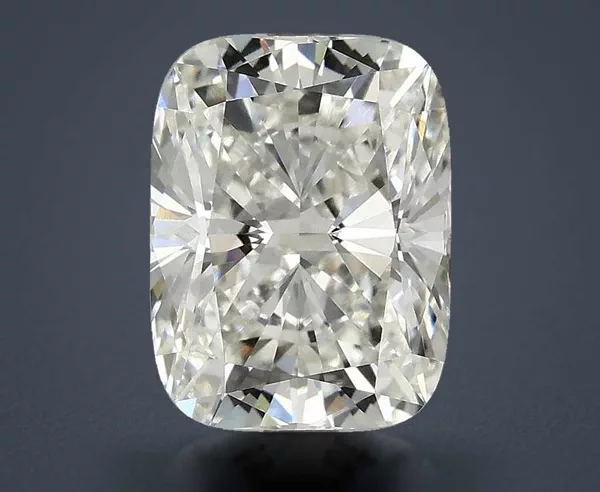 3.08 Carat · G · VVS1 Rare Carat Ideal Cut