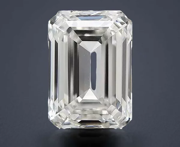 7.02 Carat · G · VS1 Rare Carat Ideal Cut