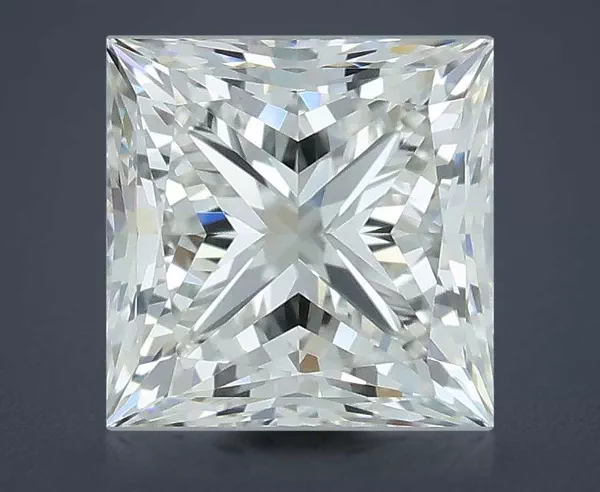 0.9 Carat · I · IF Rare Carat Ideal Cut