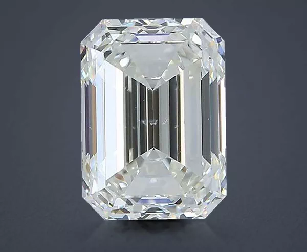 2.7 Carat · I · VS2 Rare Carat Ideal Cut