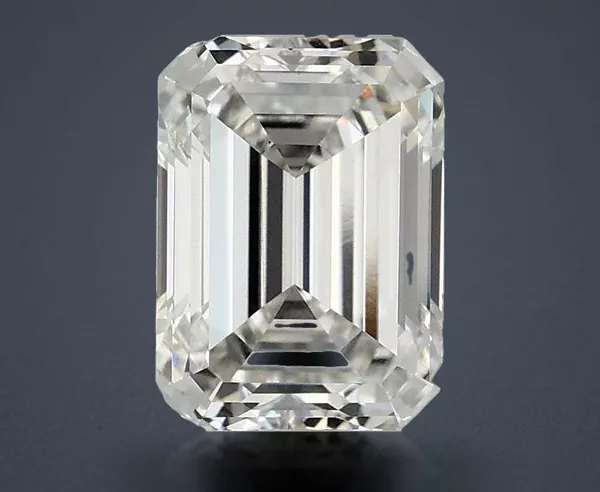 2.46 Carat · F · VS1 Rare Carat Ideal Cut