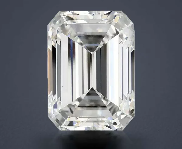 8.59 Carat · E · VVS2 Rare Carat Ideal Cut