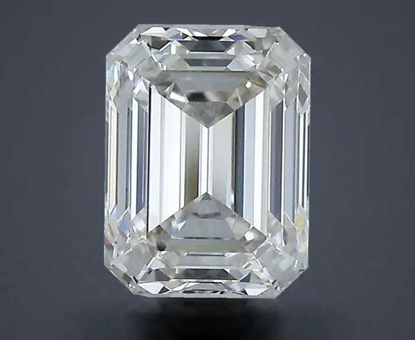 0.9 Carat · J · VVS1 very good Cut