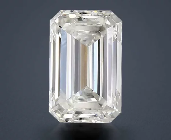 3.04 Carat · H · VS1 Rare Carat Ideal Cut