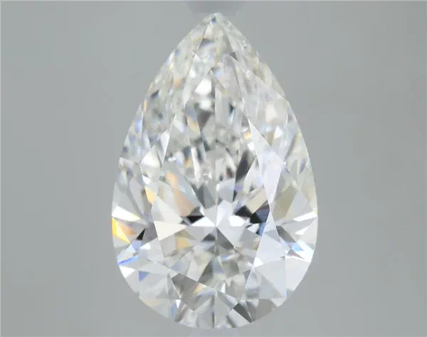 2.6 Carat · F · VVS1 Rare Carat Ideal Cut
