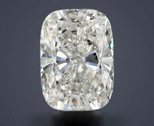 4.01 Carat · F · VS2 Rare Carat Ideal Cut