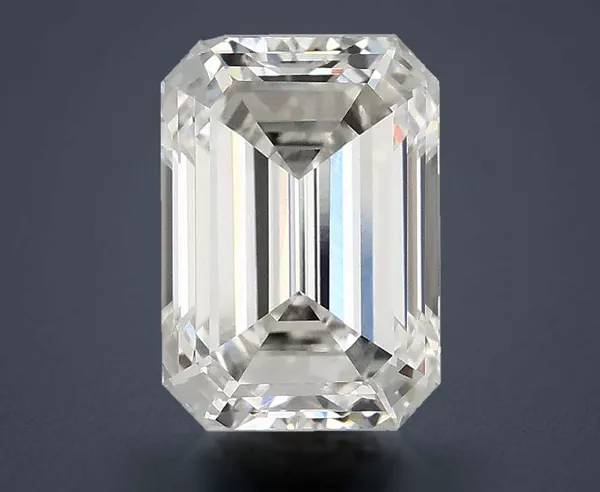 2.98 Carat · G · VS1 Rare Carat Ideal Cut
