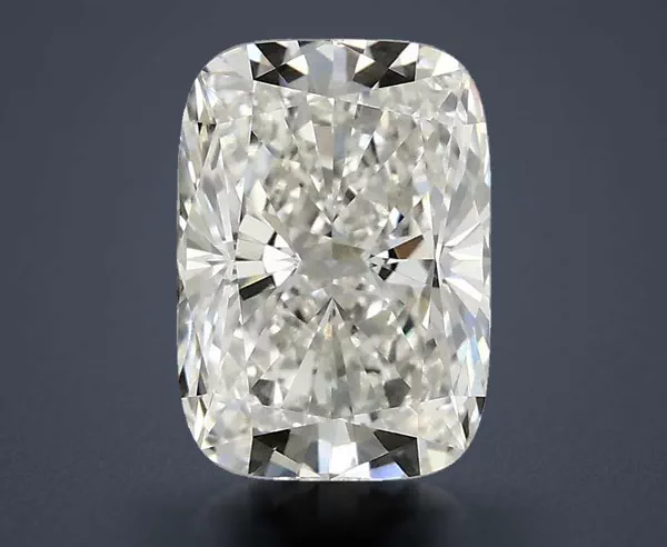 2.1 Carat · G · VVS2 Rare Carat Ideal Cut
